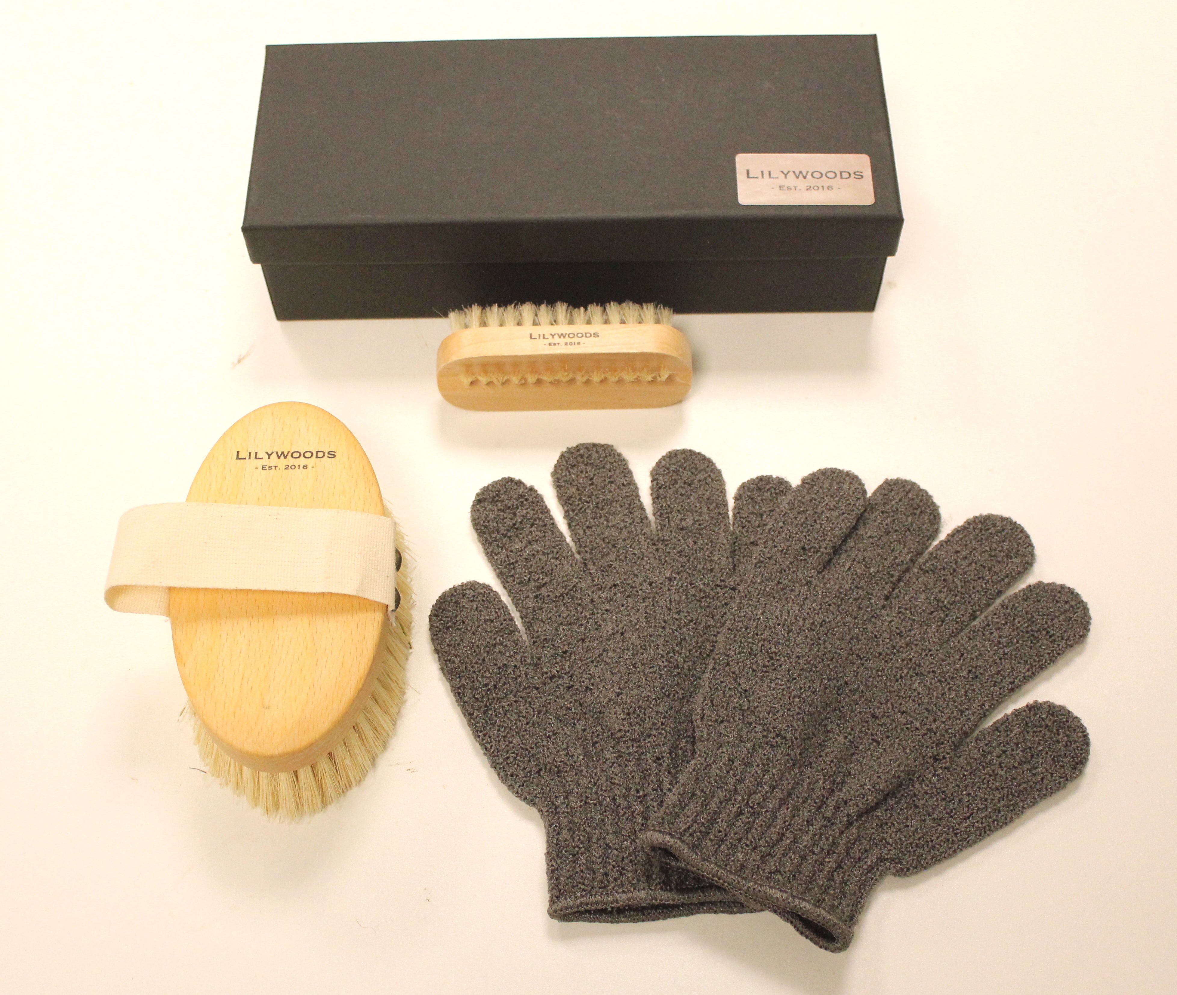 Bath & Body Gift Set Including Dry Body Brush, Nail Brush & Exfoliating Shower Gloves