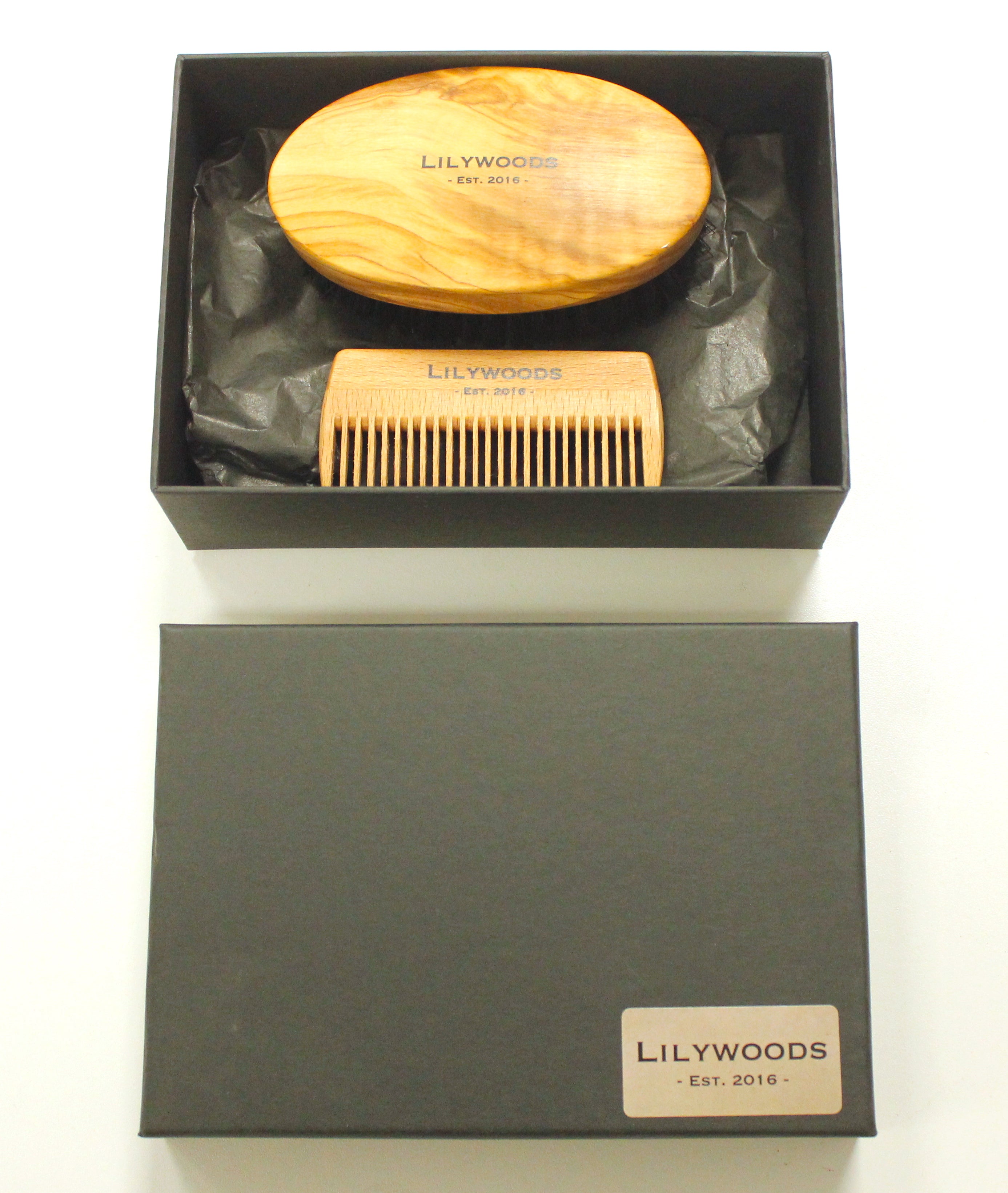 Lilywoods Men's Hair & Beard Gift Set, Military Hairbrush & Beard Comb